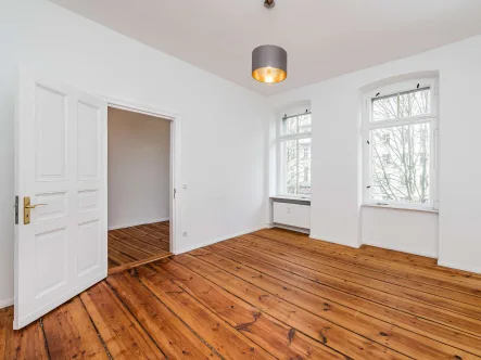 Zimmer 1 - Wohnung kaufen in Berlin - Helle Eigentumswohnung mit original erhaltenem Dielenboden