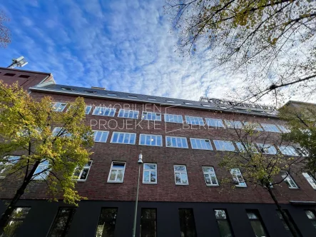 Außenansicht Möckernstraße 139-141 - Büro/Praxis mieten in Berlin - Büros mieten in Kreuzberg in der Möckernstraße 139-141 in bester Cty Lage #Bürohaus #OfficeSpace