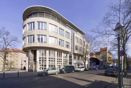 Außenansicht Reginhardstraße 34 - Büro/Praxis mieten in Berlin - Büro- und Geschäftshaus in Reinickendorf - Büro mieten in Berlin - Reginhardstraße 34 #Office #Büro