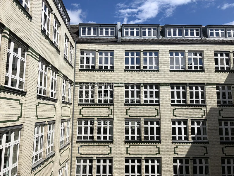 Außenansicht Rungestraße 22-24 - Büro/Praxis mieten in Berlin - Büros mieten in den Josetti Höfen - Büroflächen in der Rungestraße 22-24 #JosettiHöfe #Officespace