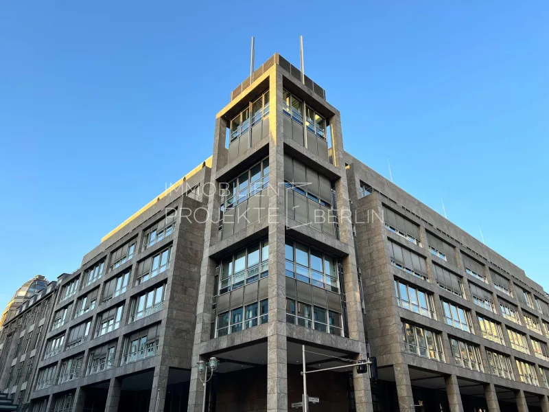 Außenansicht Friedrichstraße 60 - Büro/Praxis mieten in Berlin - Büros mieten im Atrium Friedrichstraße 60 - Büro Berlin-Mitte in bester Lage #Office #Atrium #Büro