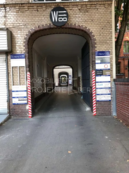 Außenansicht Wilhelmstraße 118 - Büro/Praxis mieten in Berlin - Büroetage mieten in Kreuzberg - Büro mieten Wilhelmstraße 118 #Büroloft #OfficeSpace #Gewerbehof