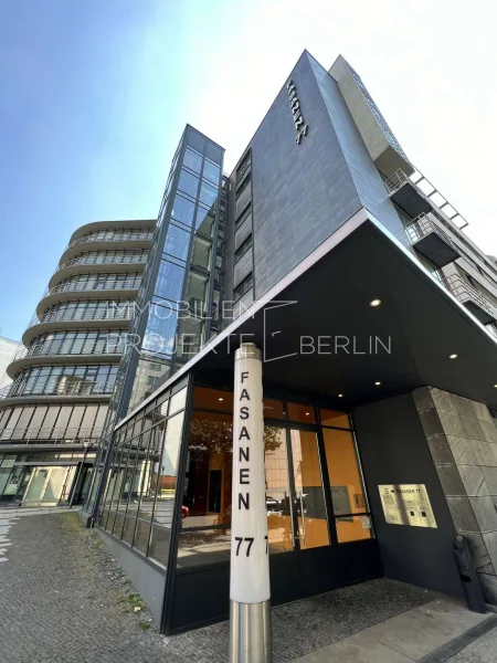 Außenansicht Fasanenstraße 77 - Büro/Praxis mieten in Berlin - Büroetage mieten in der Fasanenstraße 77 - Berlin-Charlottenburg #Office #Büroetage #Bürohaus #BLN