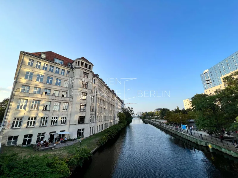 Außenansicht Sonnenallee 223-223a - Büro/Praxis mieten in Berlin - Erdgeschossflächen mieten in Berlin-Neukölln mieten in der Sonnenallee 223-223a #Büro #Sonneninsel