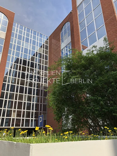 Außenansicht Saatwinkler Damm 42-43 - Büro/Praxis mieten in Berlin - Büros mieten Charlottenburg im City Campus am Saatwinkler Damm mieten #CityCampus #OfficeSpace #BLN