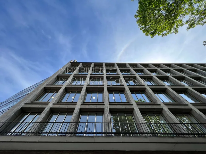 Außenansicht Kurfürstendamm 178-179  - Büro/Praxis mieten in Berlin - Bayer Haus - exklusive Büros am Kurfürstendamm 178-179 mieten - Bürohaus am Kudamm #BayerHaus #Büro