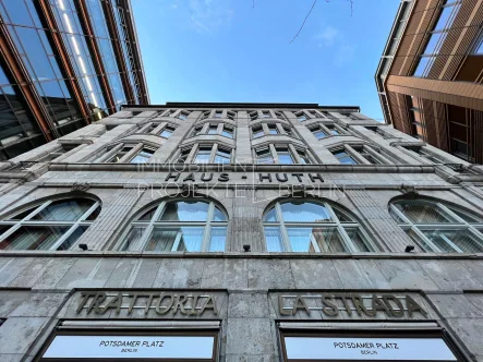 Außenansicht Alte Potsdamer Straße 5 - Büro/Praxis mieten in Berlin - Büro mieten am Potsdamer Platz Haus-Huth in Berlin-Tiergarten #OfficeSpace #BüroBerlin #BLN #Büro