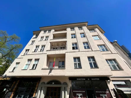 Außenansicht Kurfürstendamm 72 - Büro/Praxis mieten in Berlin - Bürohaus Kurfürstendamm 72 - Büros mieten direkt in Berlin-Wilmersdorf #KudammBüro #BüroBerlin #BLN