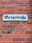 Bergstraße 1