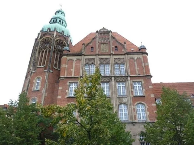 Außenansicht Bergstraße 1 - Büro/Praxis mieten in Berlin - Büroflächen mieten im Alten Postgebäude - Büros mieten in der Bergstraße 1 in Steglitz #Office #Büro