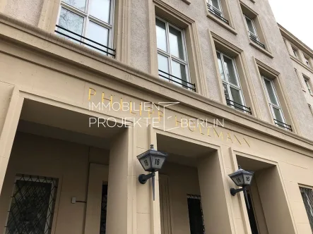 Außenansicht Heerstraße 16 - Büro/Praxis mieten in Berlin - Büroetage mieten an der Heerstraße 16 in Berlin Charlottenburg #BüroWestend #BüroinBerlin #Bürohaus