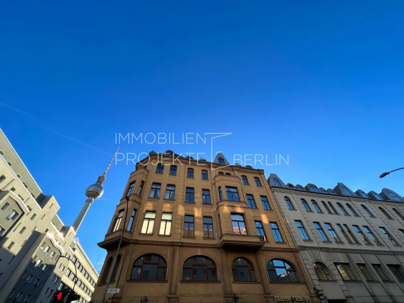 Außenansicht Münzstraße 3-5 - Büro/Praxis mieten in Berlin - Büros mieten in Berlin-Mitte in der Münzstraße 3-5 #Bürohaus #MitteBüro #OfficeSpace #Büroflächen