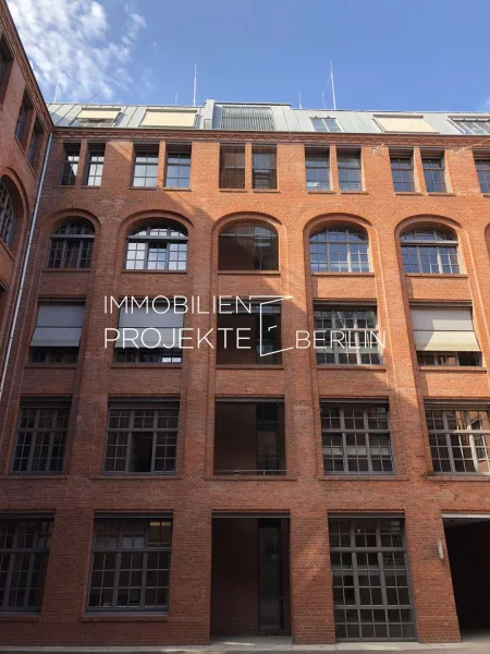 Außenansicht Rotherstraße 20-22 - Büro/Praxis mieten in Berlin - Büros mieten direkt in der Oberbaum City Ehrenbergstraße - Rotherstraße #OBC #OberbaumCity4 #Office