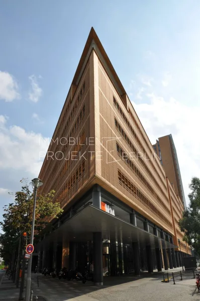 Außenansicht Eichhornstraße 3 - Büro/Praxis mieten in Berlin - Exklusive Büroflächen mieten am Potsdamer Platz direkt in Mitte - Eichhornstraße 3 #Berlin #Office