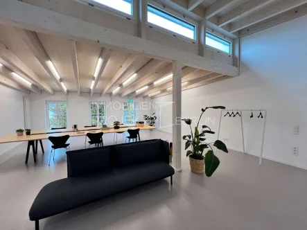 Innenansicht Urbanstraße 84 - URBN WORX - Büro/Praxis mieten in Berlin - Büroetage mieten in der Urbanstraße 84 Kreuzberg - URBN WORX #NewOffice #URBNWORX #Bürohaus #Office