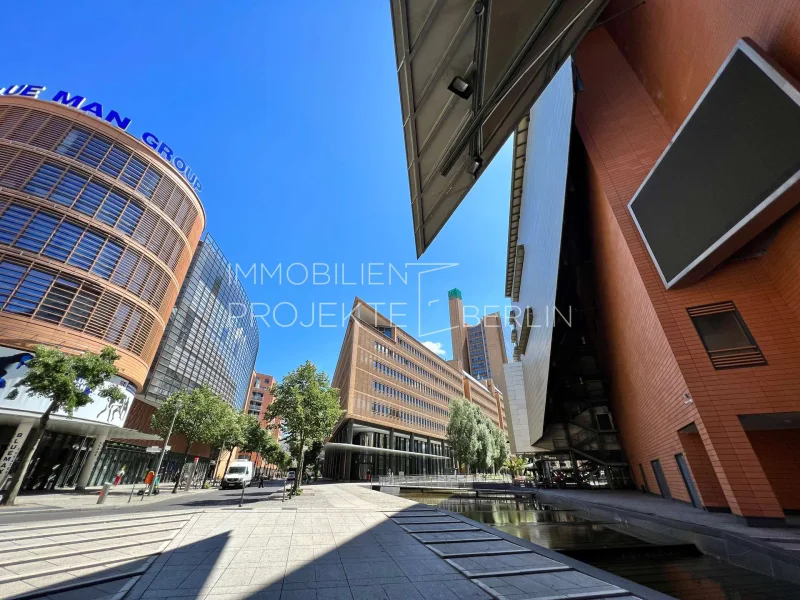 Außenansicht Eichhornstraße 3 - Büro/Praxis mieten in Berlin - The Playce - Atrium Tower Berlin - Büros mieten am Potsdamer Platz - Berlin-Mitte - Eichhornstraße 3