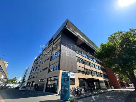 Außenansicht Kaiserin-Augusta-Allee 14 - Büro/Praxis mieten in Berlin - Büro im K14 mieten - Bürofläche Kaiserin-Augusta-Allee 14 in Moabit - Büros in Berlin mieten #Office