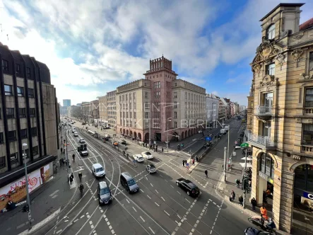 Außenansicht Chausseehof - Büro/Praxis mieten in Berlin - Büro mieten im Chausseehof in der Chausseestraße 111-113 in Berlin-Mitte #Chausseehof #Bürohaus #Bln