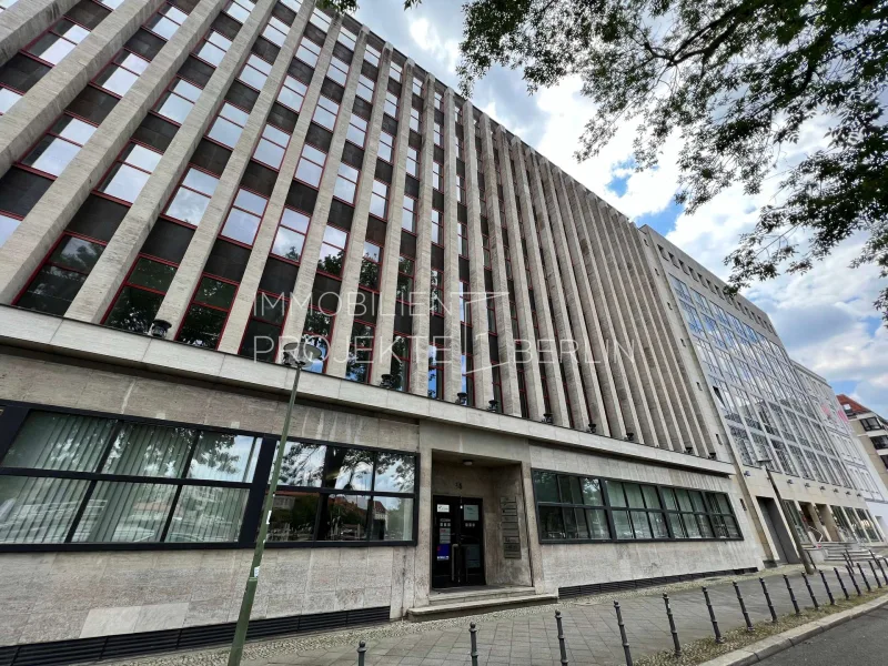 Außenansicht Märkisches Ufer 28-34 / Wallstraße 61-65 - Büro/Praxis mieten in Berlin - Büroflächen mieten in Mitte Märkisches Ufer 28-34 / Wallstraße 61-65 #OfficeSpace #Bürohaus #Büros