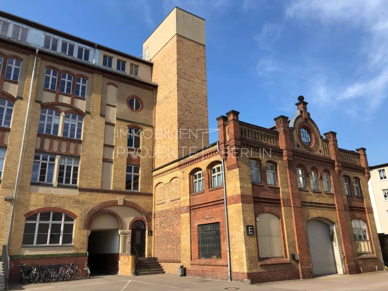 Außenansicht Am Treptower Park 28-30 - Schuckert-Höfe - Büro/Praxis mieten in Berlin - Treptown Loftbüros in den historischen Schuckert-Höfen mieten - Büroflächen Am Treptower Park 28-30