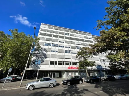 Außenansicht  Lietzenburger Straße 44-46 - Büro/Praxis mieten in Berlin - Moderne Büros in der City-West mieten - Büroflächen in der Lietzenburger Straße 44-46 #Bürohaus #BLN