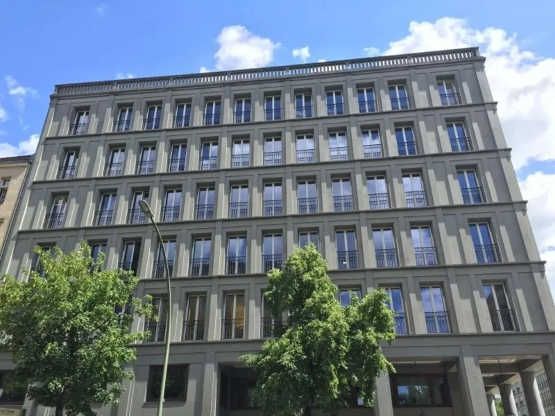 Außenansicht Leibniz Kolonnaden - Büro/Praxis mieten in Berlin - Leibniz Kolonnaden - Büro in der City West mieten am Walter-Benjamin-Platz 1-8 #LeibnizKolonnaden