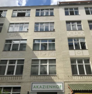 Außenansicht Akazienstraße 27 - Akazienhöfe - Büro/Praxis mieten in Berlin - Büroflächen mieten in der Akazienstraße 27 in den Akazienhöfen #Bürohaus #Gewerbehof #OfficeSpace