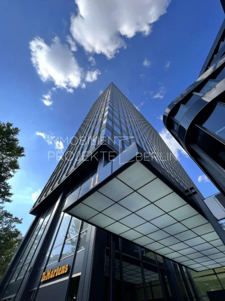 Außenansicht Tauentzienstraße 9-12 - Büro/Praxis mieten in Berlin - Office Tower Europa Center Büros mieten in der Tauentzienstraße 9-12 #Bürohaus #Officetower #Büros