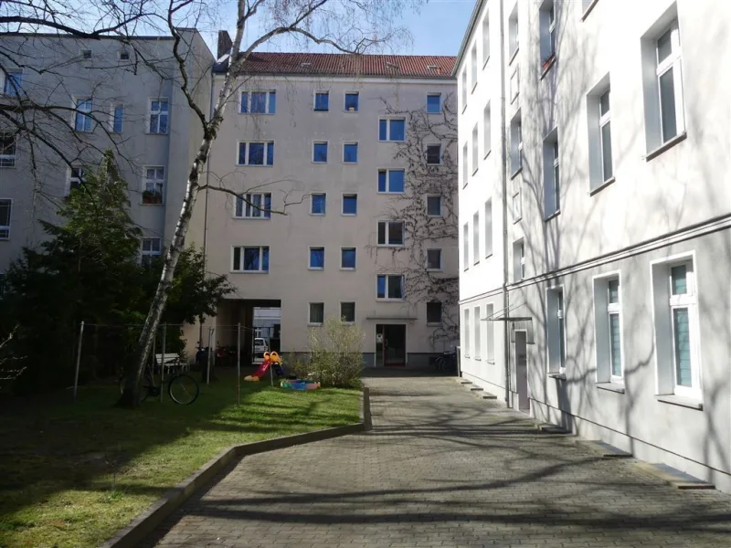 Wohngebäude_Innenhof