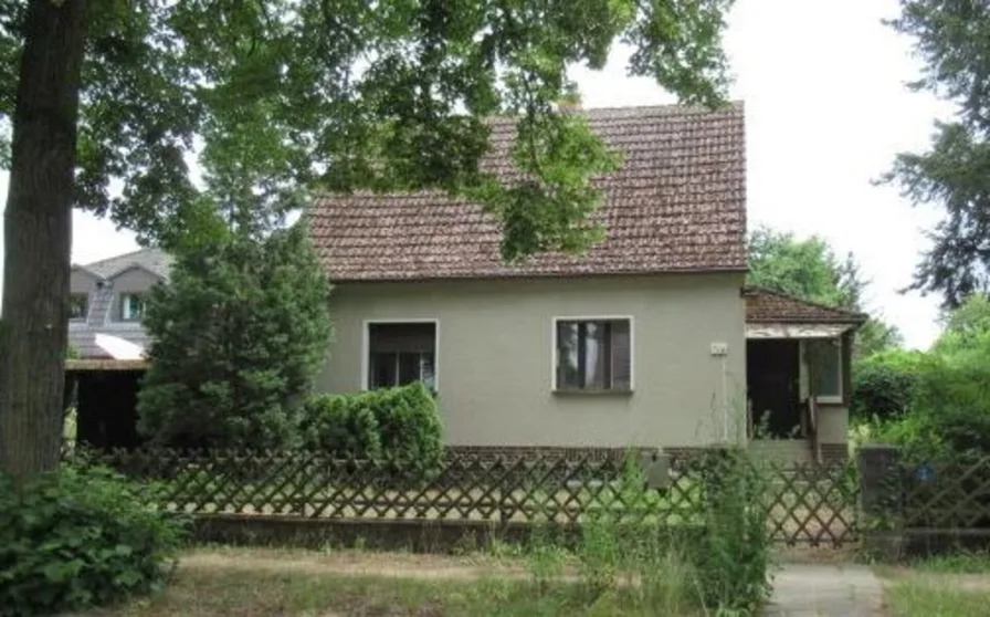 Ansicht 1..... - Haus kaufen in Schöneiche bei Berlin - KLEINES HAUS AUF GROßEM GRUNDSTÜCK, IN SCHÖNEICHE BEI BERLIN...