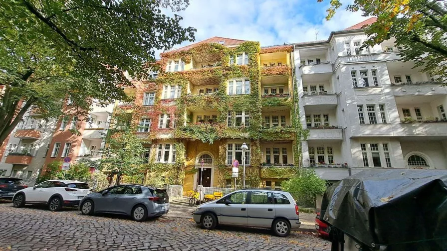 Hausansicht - Wohnung kaufen in Berlin - Preissenkung! Kapitalanlage in Berlin-Tempelhof: Für Käufer provisionsfreie ETW in ruhiger Lage!