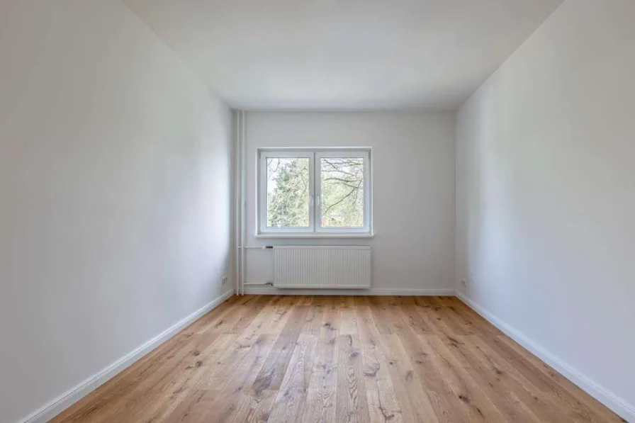 Schlafzimmer - Wohnung kaufen in Berlin - Bezugsfrei! Saniert! Sonnenbalkon!