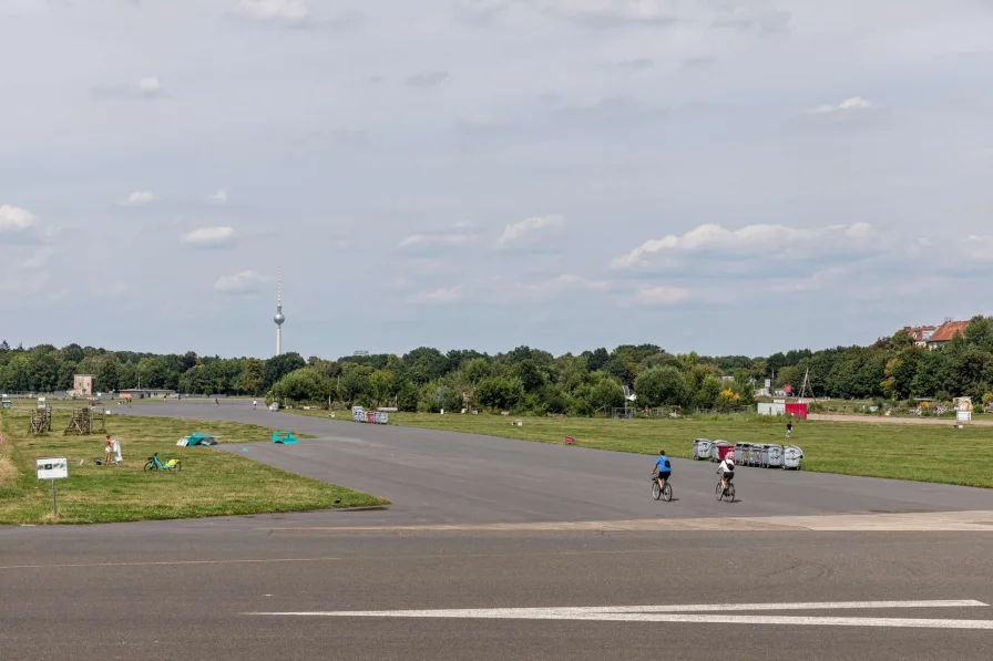 Umgebung - Tempelhofer Feld