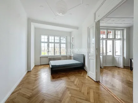 Zimmer 2 - Wohnung mieten in Berlin - Charmante Altbauwohnung mit Balkon und Kamin im Herzen von Neukölln