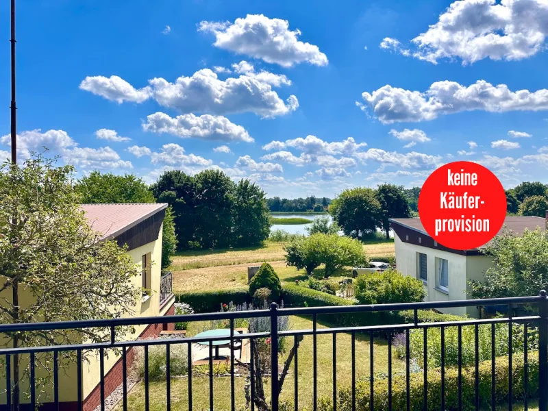 Ferienhaus am See - Haus kaufen in Lebehn - HORN IMMOBILIEN ++ RESERVIERT! Bungalow in Lebehn bei Krackow Löcknitz direkt am See