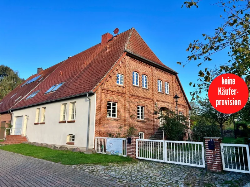 Doppelhaushälfte - Haus kaufen in Ankershagen - HORN IMMOBILIEN++ Rumpshagen bei Penzlin, ein Unikat mit vielen Extras! Alle Informationen im Exposé