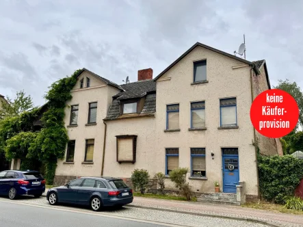 Hausansicht2 - Haus kaufen in Woldegk - HORN IMMOBILIEN ++ Wohn- und Geschäftshaus in Woldegk