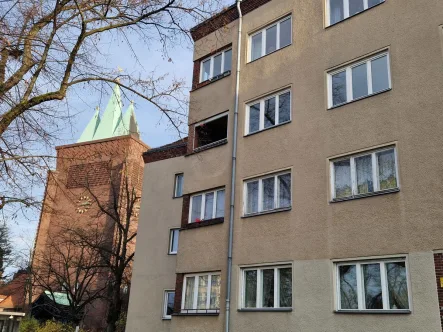 Haus - Wohnung kaufen in Berlin - Schöne 3,5 Zimmer Wohnung mit Balkonin bester Lage von Berlin Wilmersdorf