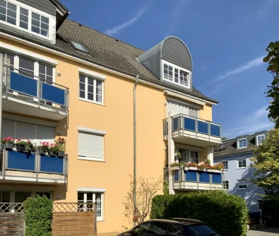Hausansicht - Wohnung kaufen in Berlin - Dachwohnung mit toller Lage an der "Alten Spree"