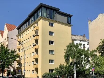 Hausansicht - Wohnung kaufen in Berlin - Schöner Wohnen mitten im Akazienkiez