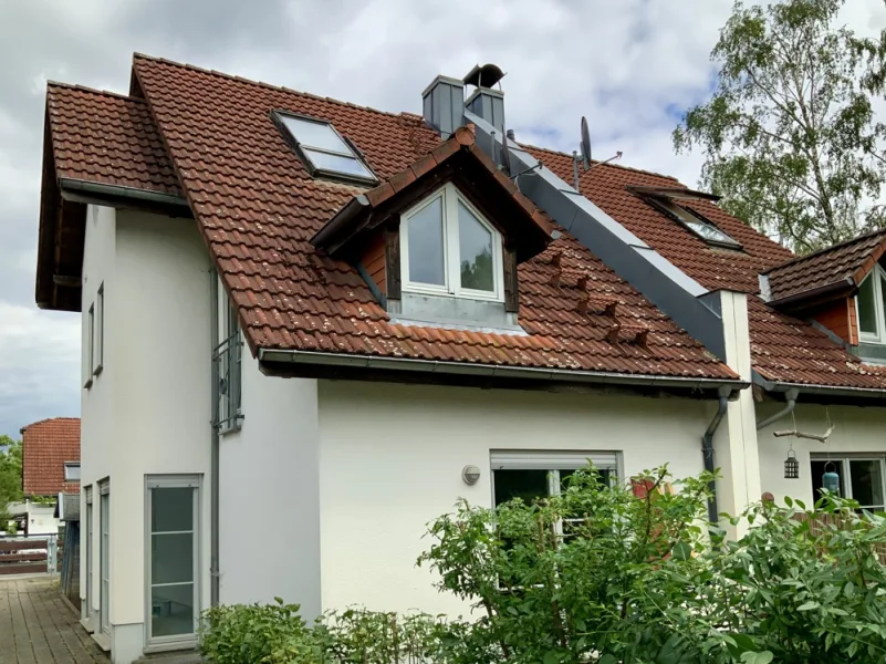 Hausansicht - Haus kaufen in Berlin - Das Wasser der Müggelspree kann man schon riechen