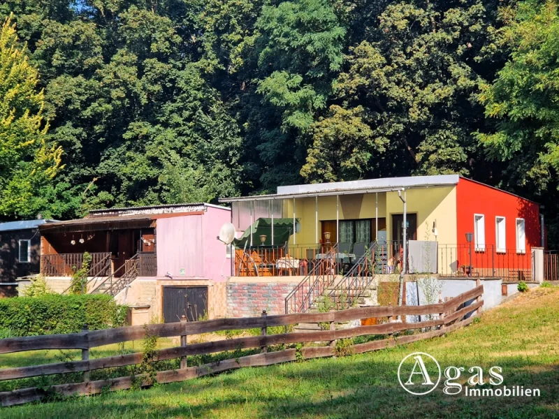 Bungalows - Grundstück kaufen in Märkische Heide - Freizeitgrundstück mit 2 Bungalows in unmittelbarer Nähe zum Groß Leuthener See