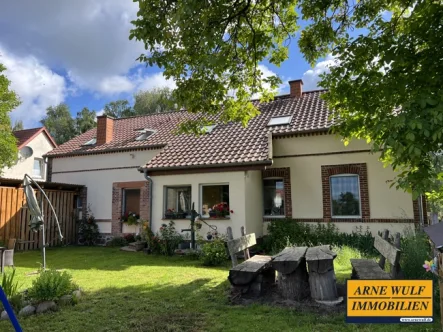  - Haus kaufen in Herzfeld - +GENÜGEND PLATZ MIT VIELEN MÖGLICHKEITEN + Viel Platz im und rund ums Haus!!!