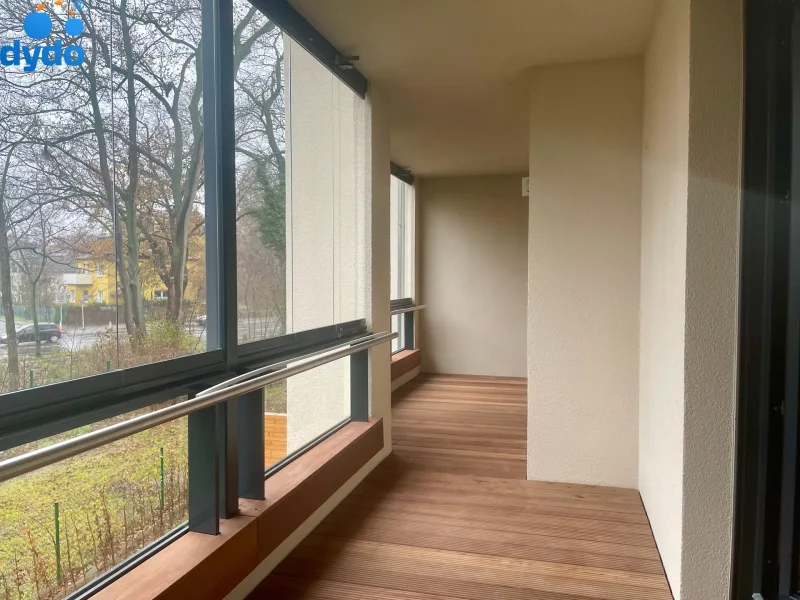 Balkon - Wohnung mieten in Berlin - Erstbezug! Hochwertige 2-Zimmer Wohnung mit großem Wintergarten und offener Küche