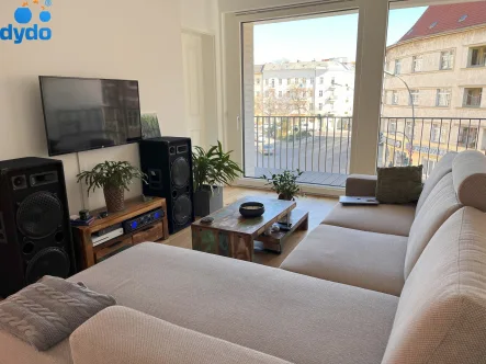 Wohnzimmer - Wohnung mieten in Berlin - !!Vollmöbliert!! Luxus 3-Zimmerwohnung mit Balkon und Einbauküche zum sofortigem Wohlfühlen.