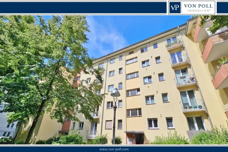 Titelbild - Wohnung kaufen in Berlin - Modernisierte Wohnung mit starker Rendite in beliebter Lage am Preußenpark