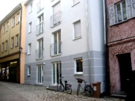 Ansicht - Wohnung mieten in Ansbach - Modernes, zentral gelegenes STUDENTEN-Apartment mit Einbauküchenzeile + Kellerabteil (Nr.15) 