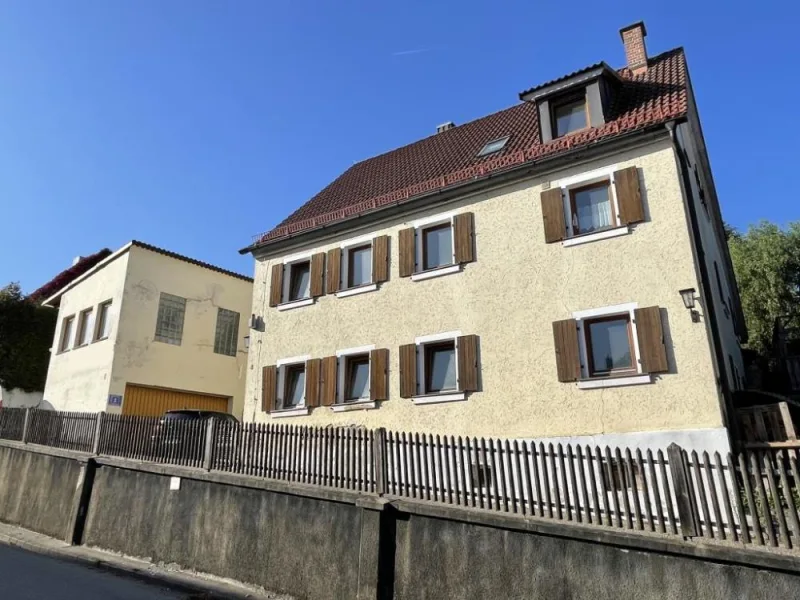 Ansicht - Haus kaufen in Ansbach - Einfamilienhaus mit Gewerbehalle