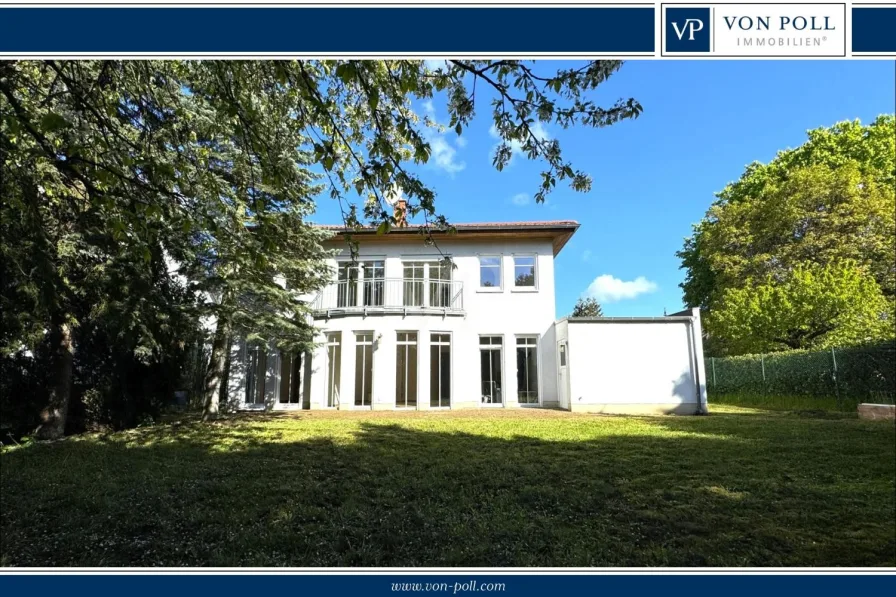 Titelbild - Haus kaufen in Berlin - Großzügige Stadtvilla im idyllischen Pankow-Rosenthal