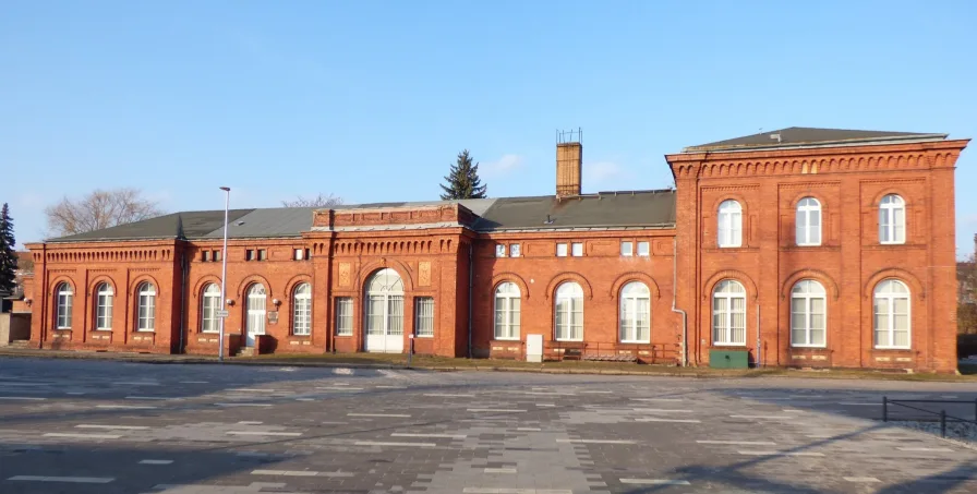  - Büro/Praxis mieten in Cottbus - Büroeinheit am nördlichen Bahnhofsausgang zu vermieten.